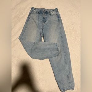 American Eagle mom jeans